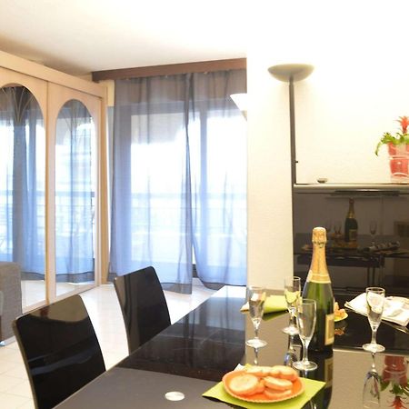 Studio Cabine A 200M De Port Frejus, Plage, Commerces, Terrasse, 4 Couchages, Menage Inclus - Fr-1-226A-31 ภายนอก รูปภาพ