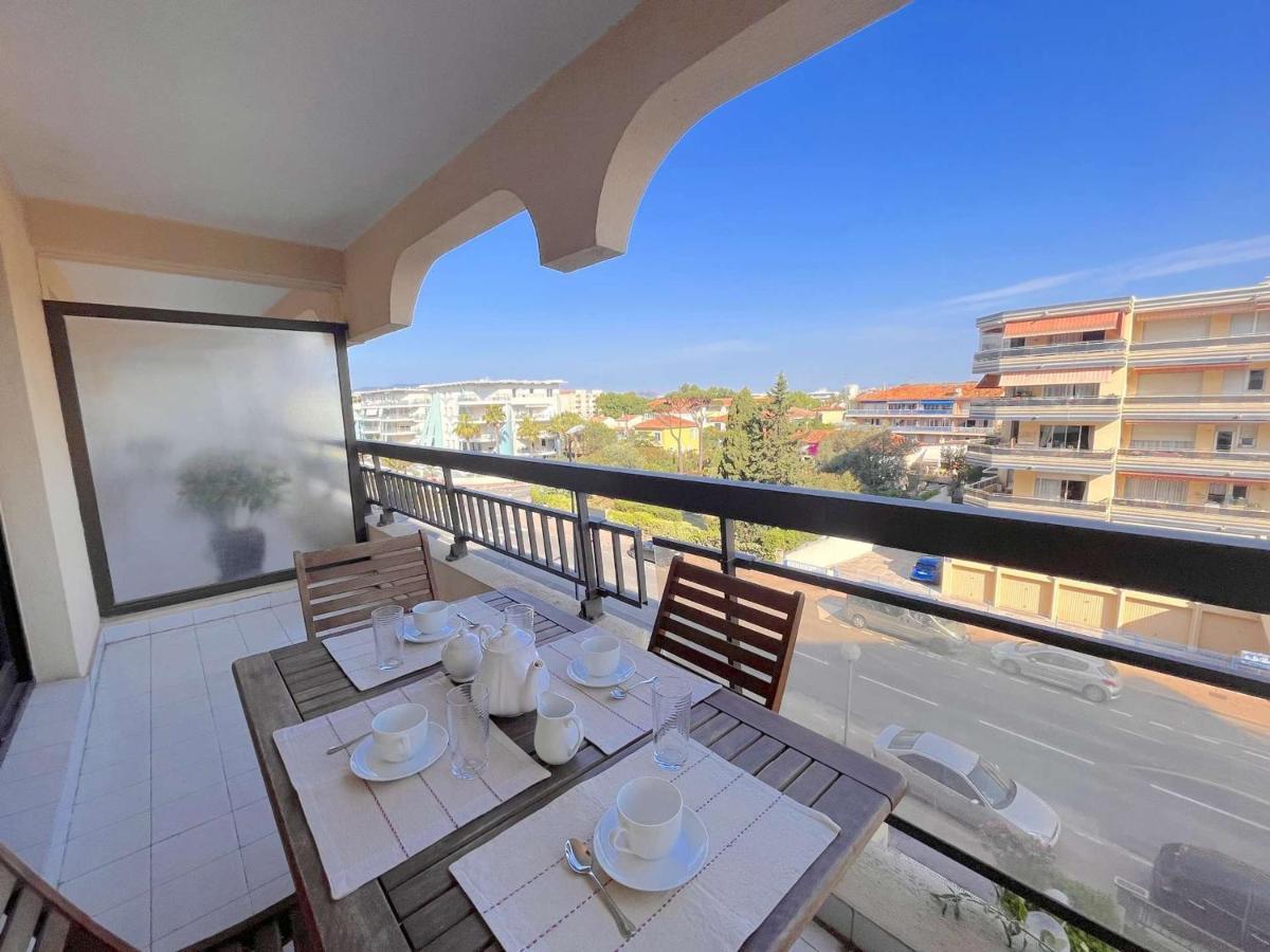 Studio Cabine A 200M De Port Frejus, Plage, Commerces, Terrasse, 4 Couchages, Menage Inclus - Fr-1-226A-31 ภายนอก รูปภาพ