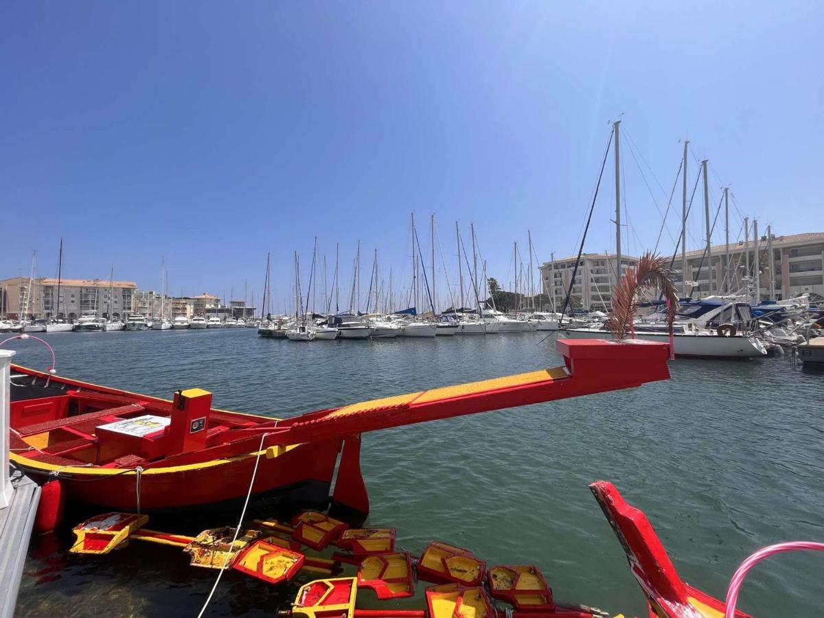 Studio Cabine A 200M De Port Frejus, Plage, Commerces, Terrasse, 4 Couchages, Menage Inclus - Fr-1-226A-31 ภายนอก รูปภาพ