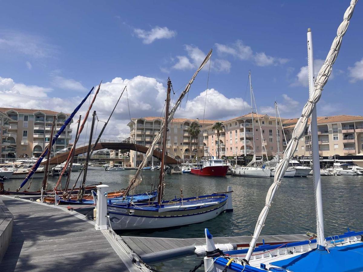 Studio Cabine A 200M De Port Frejus, Plage, Commerces, Terrasse, 4 Couchages, Menage Inclus - Fr-1-226A-31 ภายนอก รูปภาพ