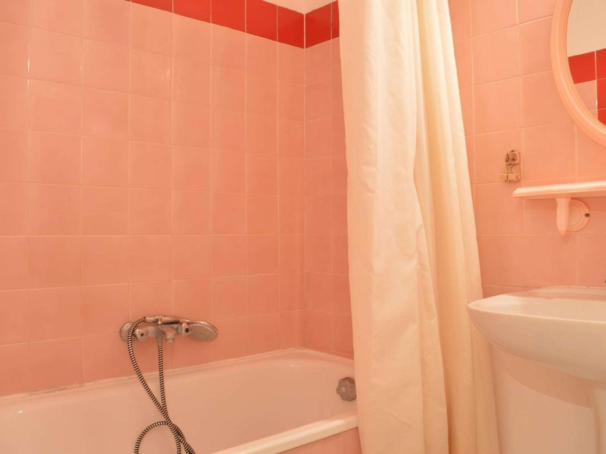 Studio Cabine A 200M De Port Frejus, Plage, Commerces, Terrasse, 4 Couchages, Menage Inclus - Fr-1-226A-31 ภายนอก รูปภาพ